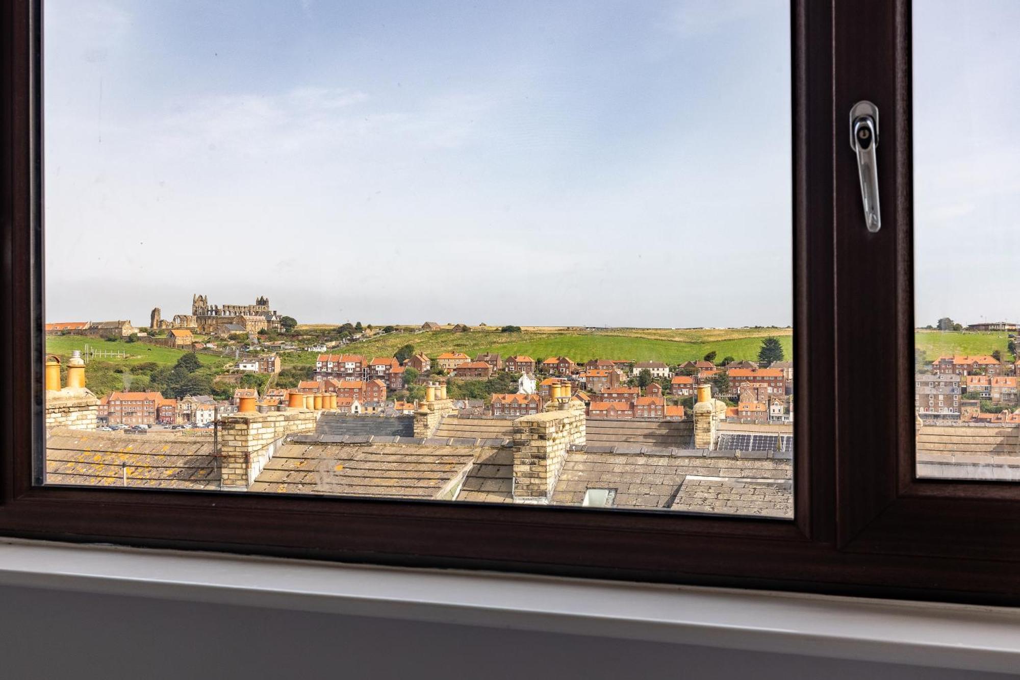 Rovers' Retreat Whitby George Street Exterior foto