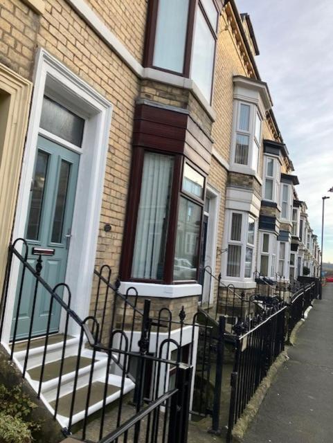 Rovers' Retreat Whitby George Street Exterior foto